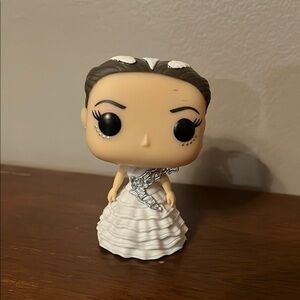 Hunger Games Funko Pop Katniss White Dress Figurine